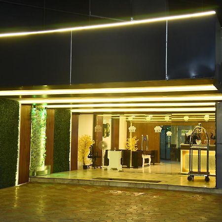 Hotel Mars Chennai Exterior photo