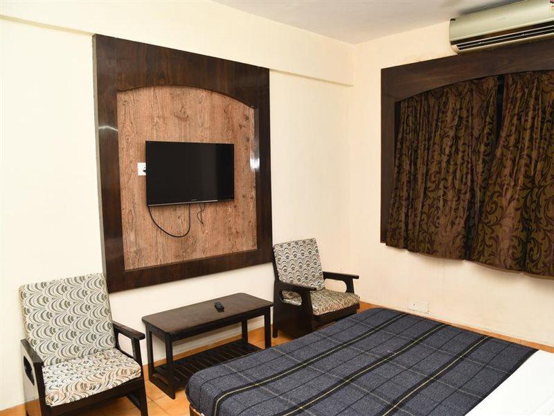 Hotel Mars Chennai Exterior photo
