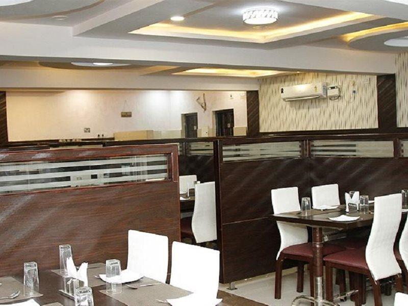 Hotel Mars Chennai Exterior photo