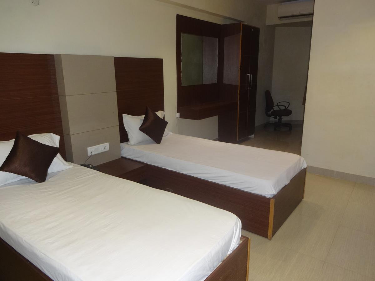 Hotel Mars Chennai Exterior photo