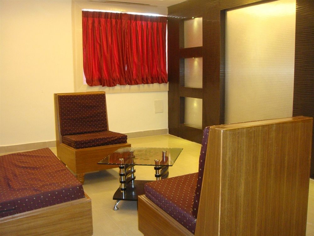 Hotel Mars Chennai Exterior photo